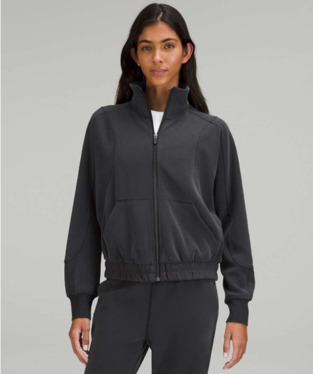 Lululemon Women's Size 8 Black Softstreme Full Zip Jacket